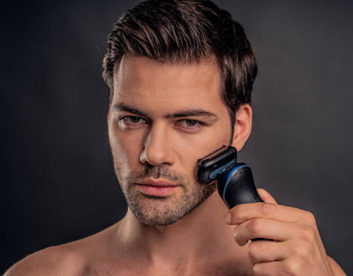 Do you know the difference between Electric Shaver and Razor?